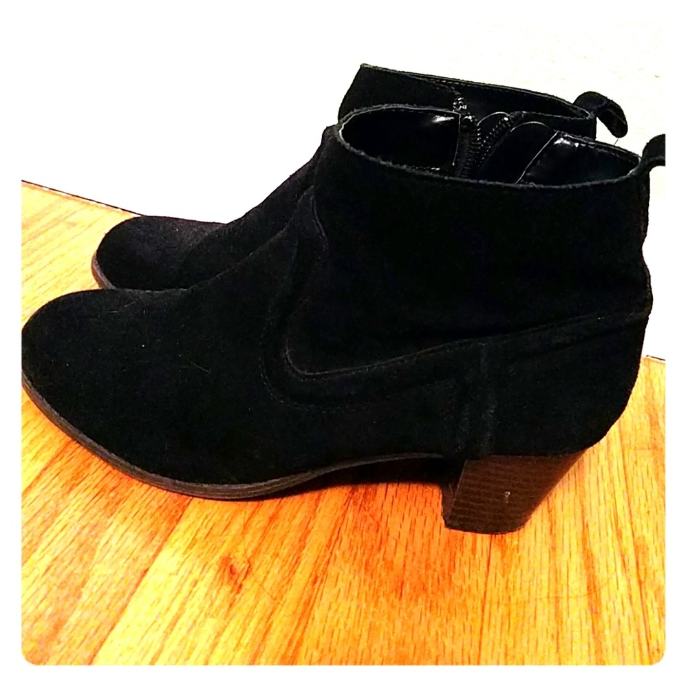 Black suede ankle booties